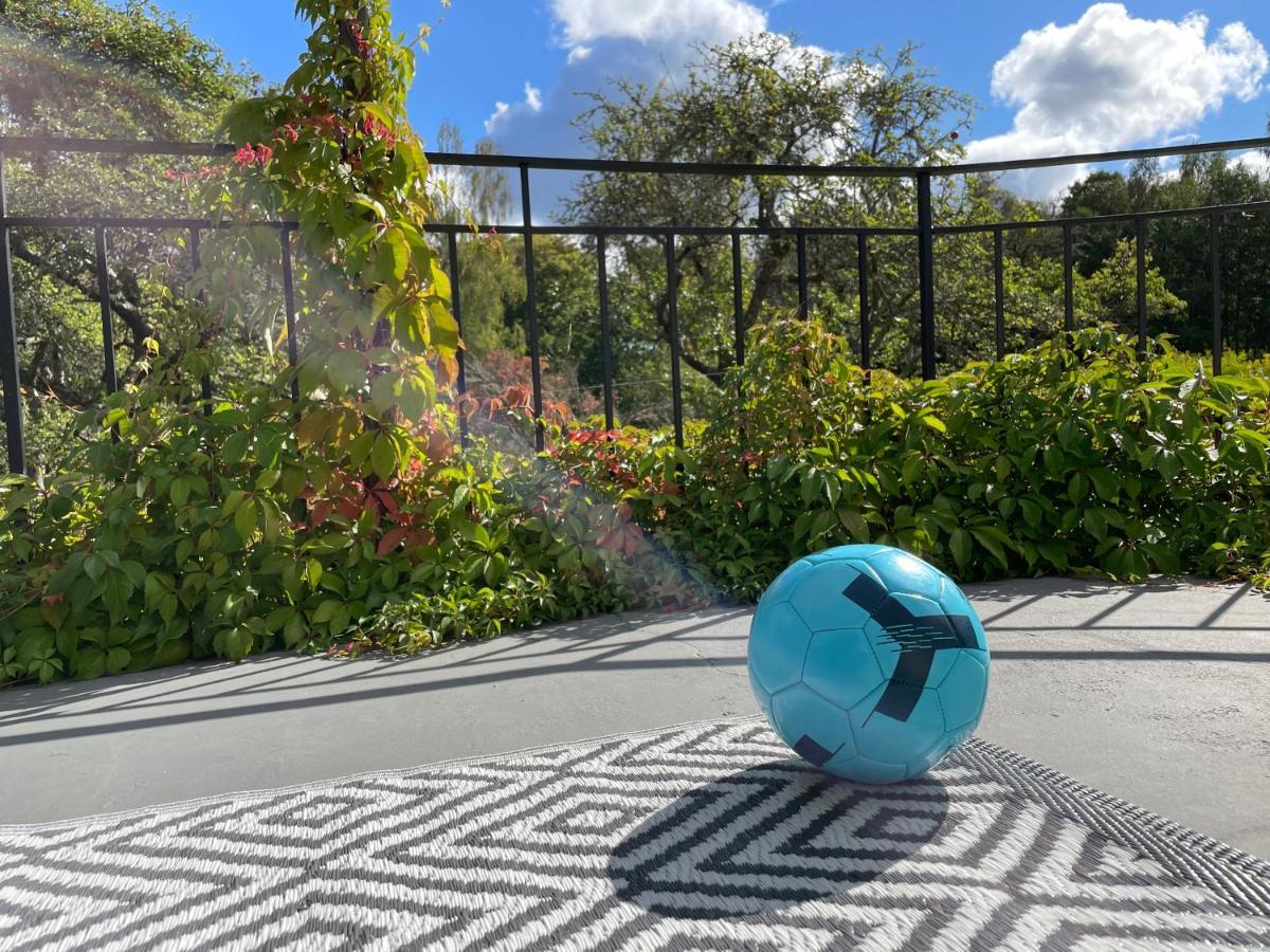 Bjoerkholm - Villa In Målilla エクステリア 写真