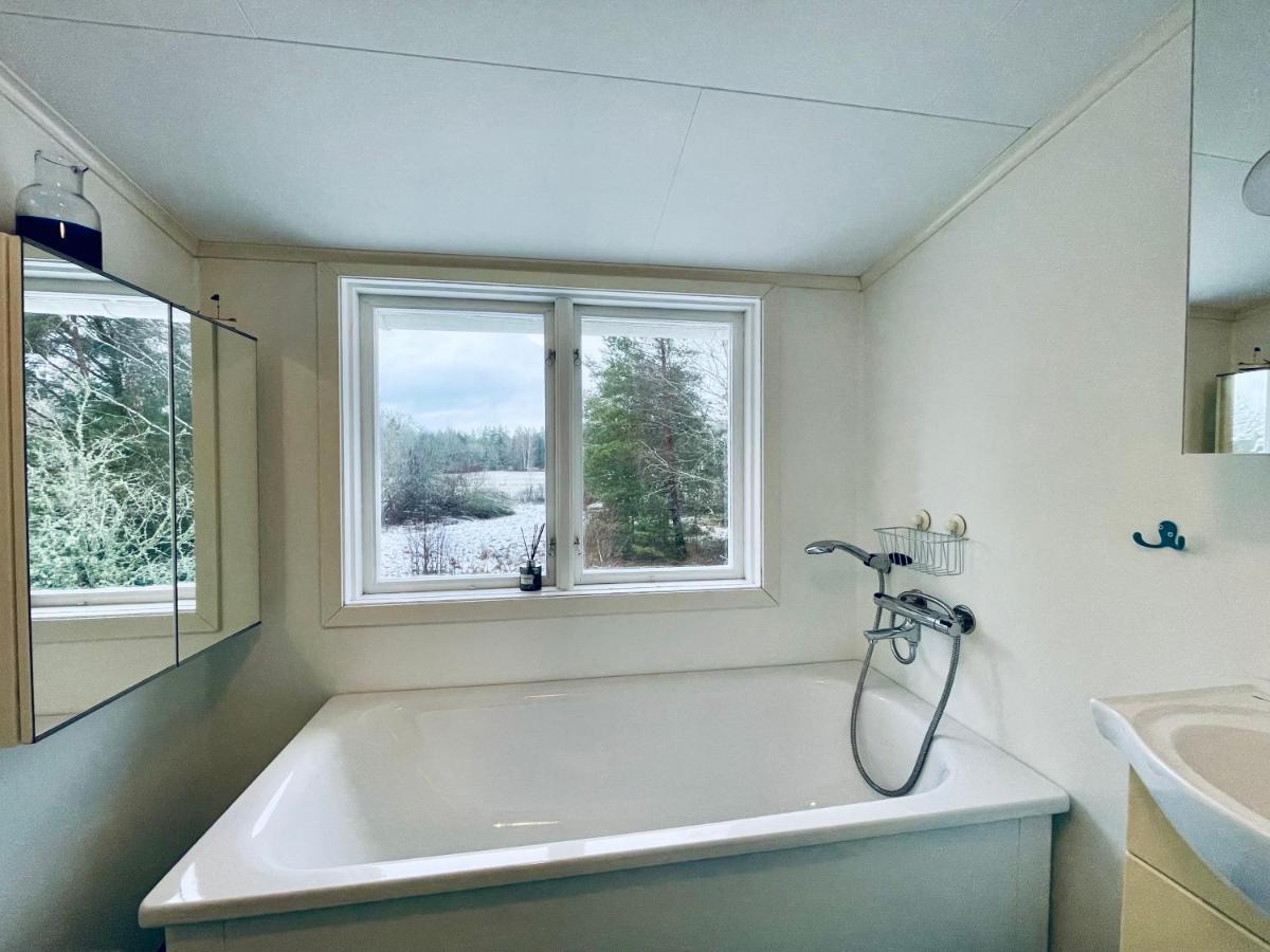 Bjoerkholm - Villa In Målilla エクステリア 写真